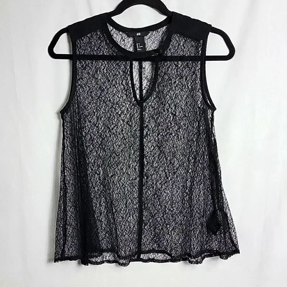 🖤5/$20🖤 H&M.. black lace tank..